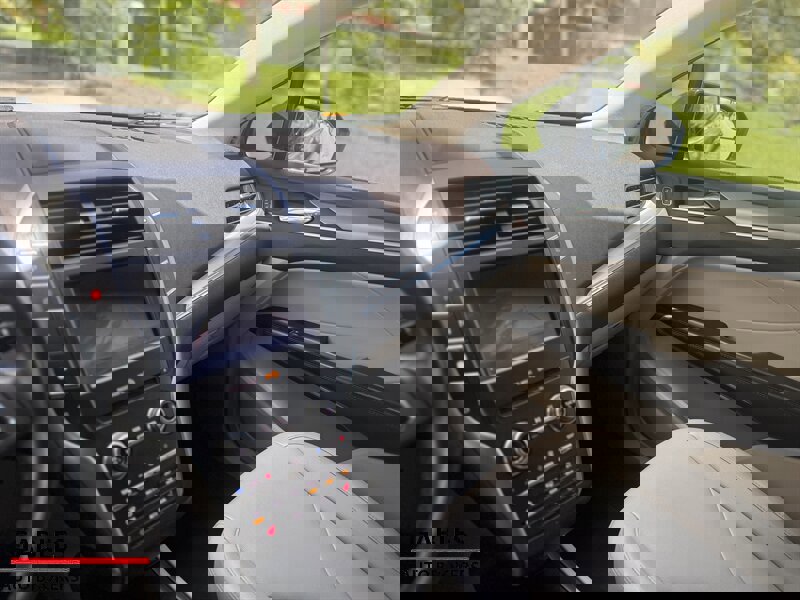 Used 2017 Lincoln MKC Premiere image 35