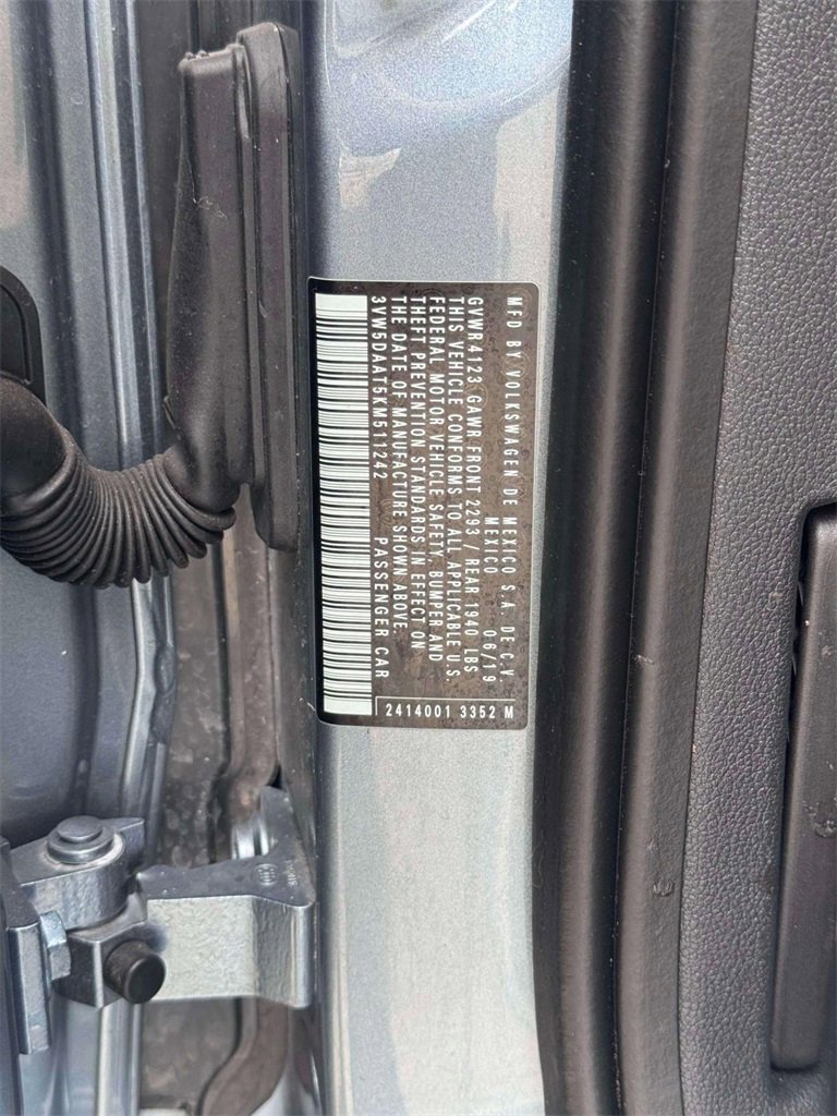 Used 2019 Volkswagen Beetle 2.0T Final Edition SEL image 21