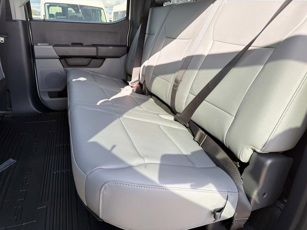 New 2026 Ford F450 XL w/ XL Chrome Package image 19