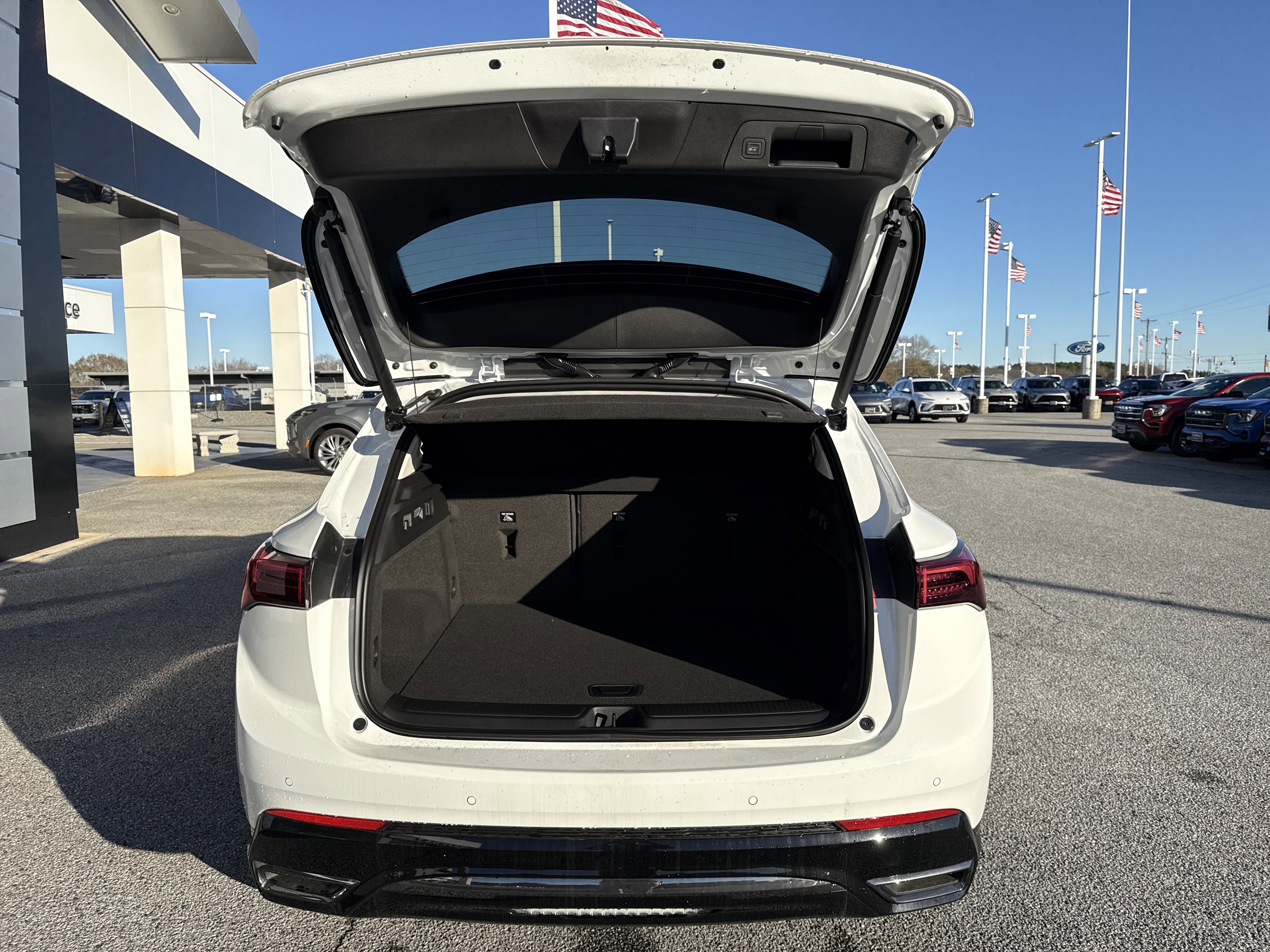 New 2026 Buick Envision Sport Touring image 16