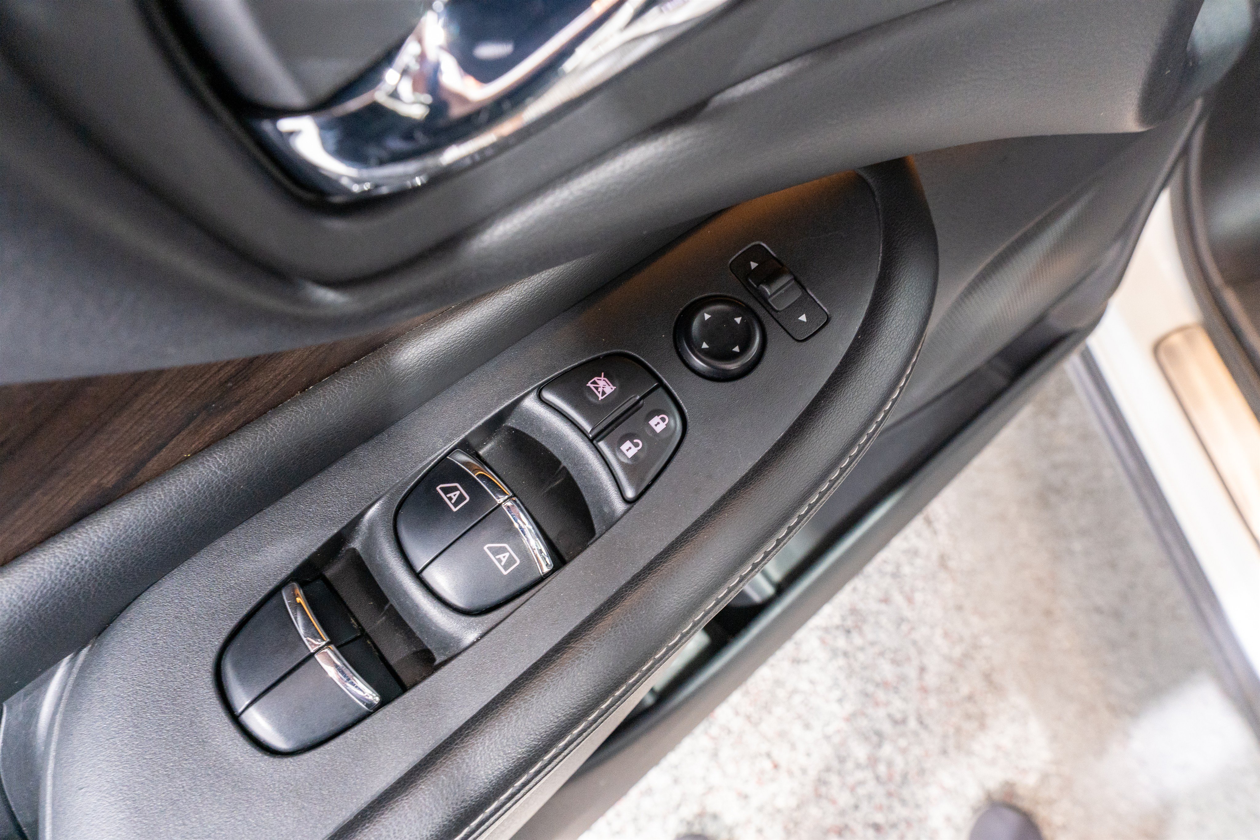Used 2020 Nissan Murano Platinum AWD/4WD image 15