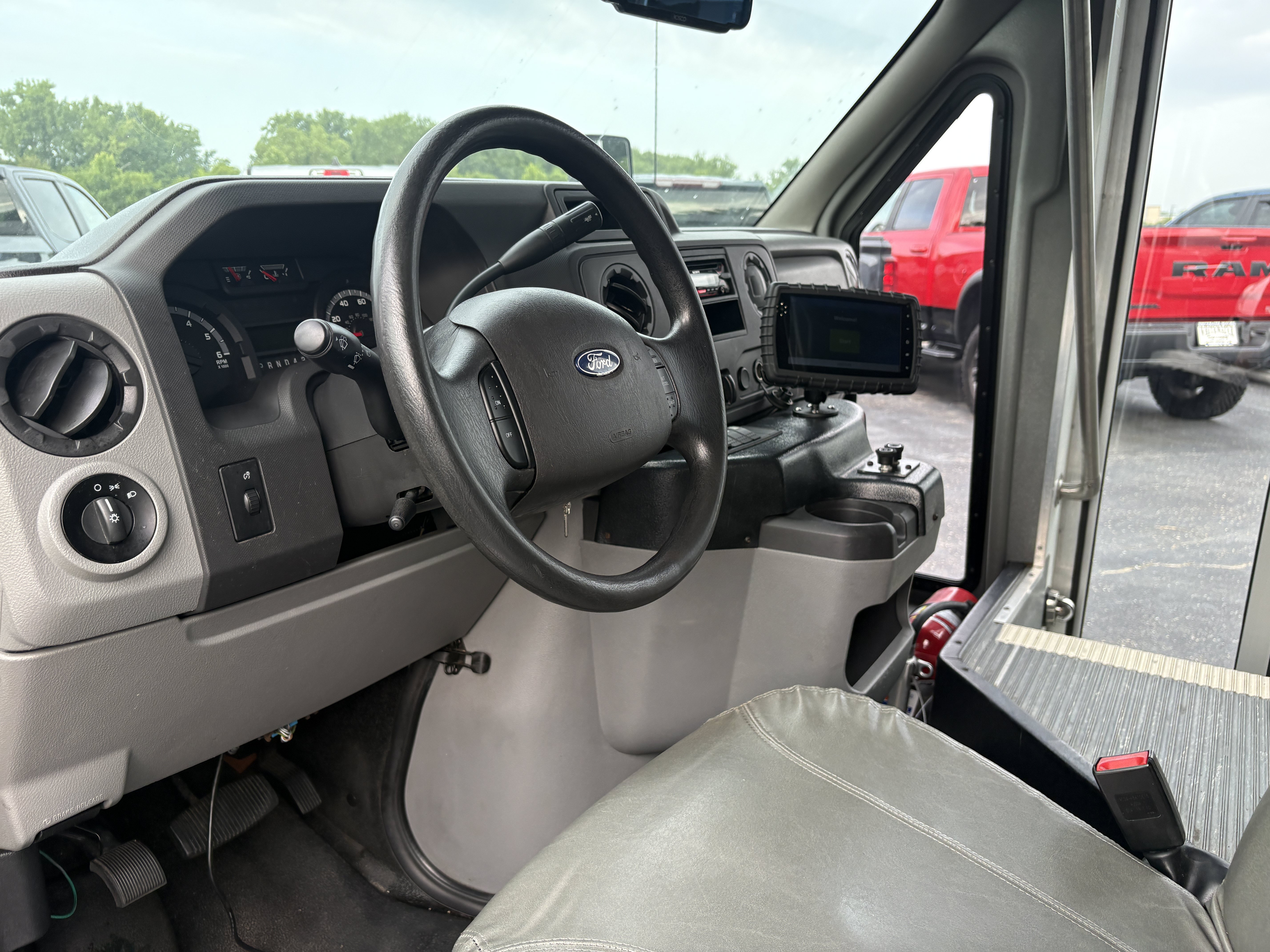 Used 2019 Ford E-350 and Econoline 350 Super Duty w/ Shuttle Bus Prep Package RWD image 7