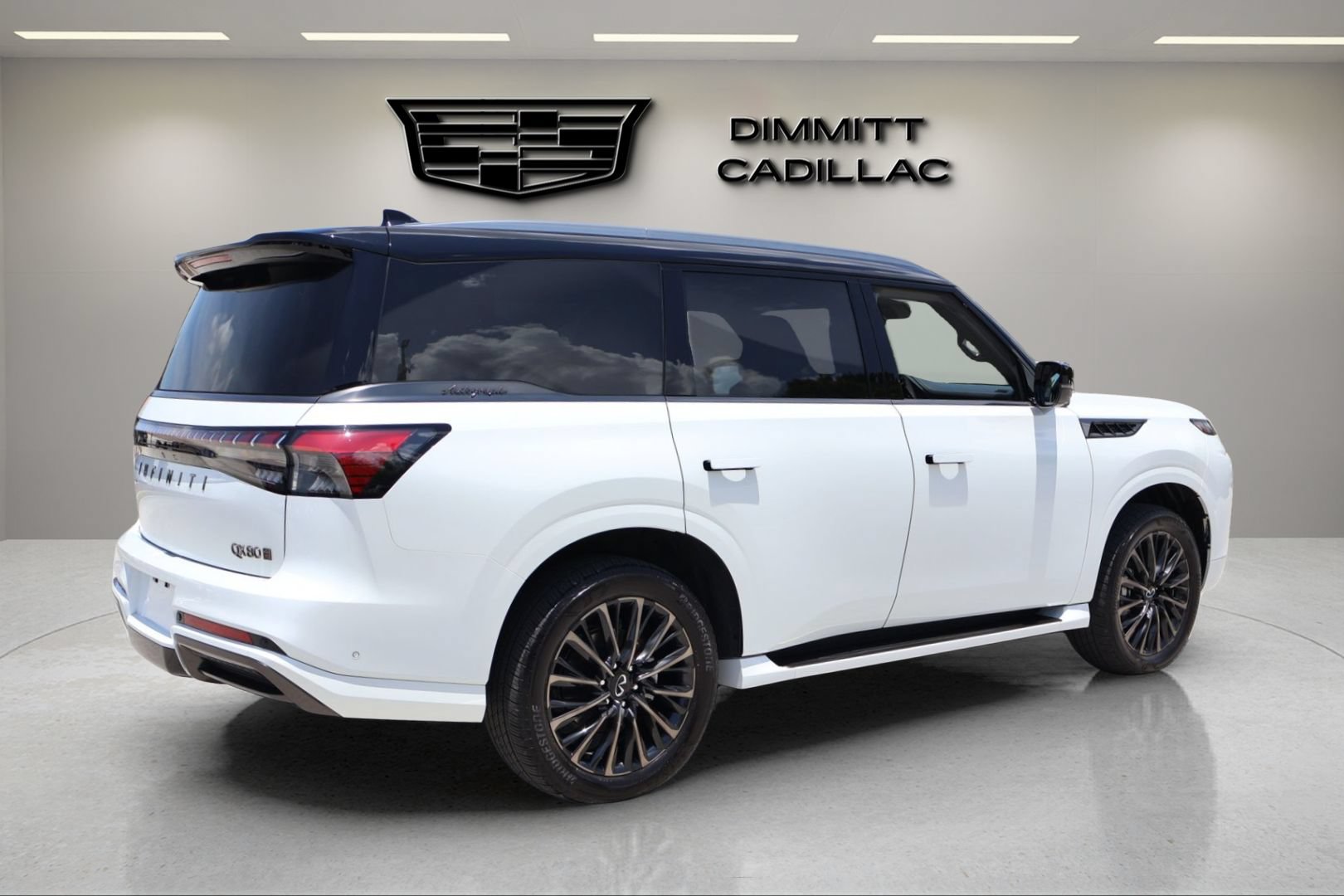 Used 2025 INFINITI QX80 Autograph AWD/4WD image 5