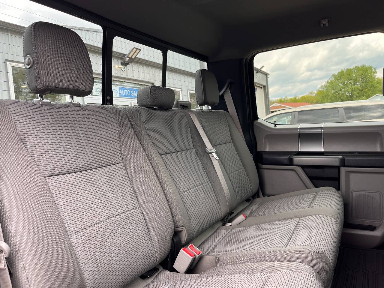 Used 2019 Ford F150 XLT w/ Equipment Group 302A Luxury AWD/4WD image 13