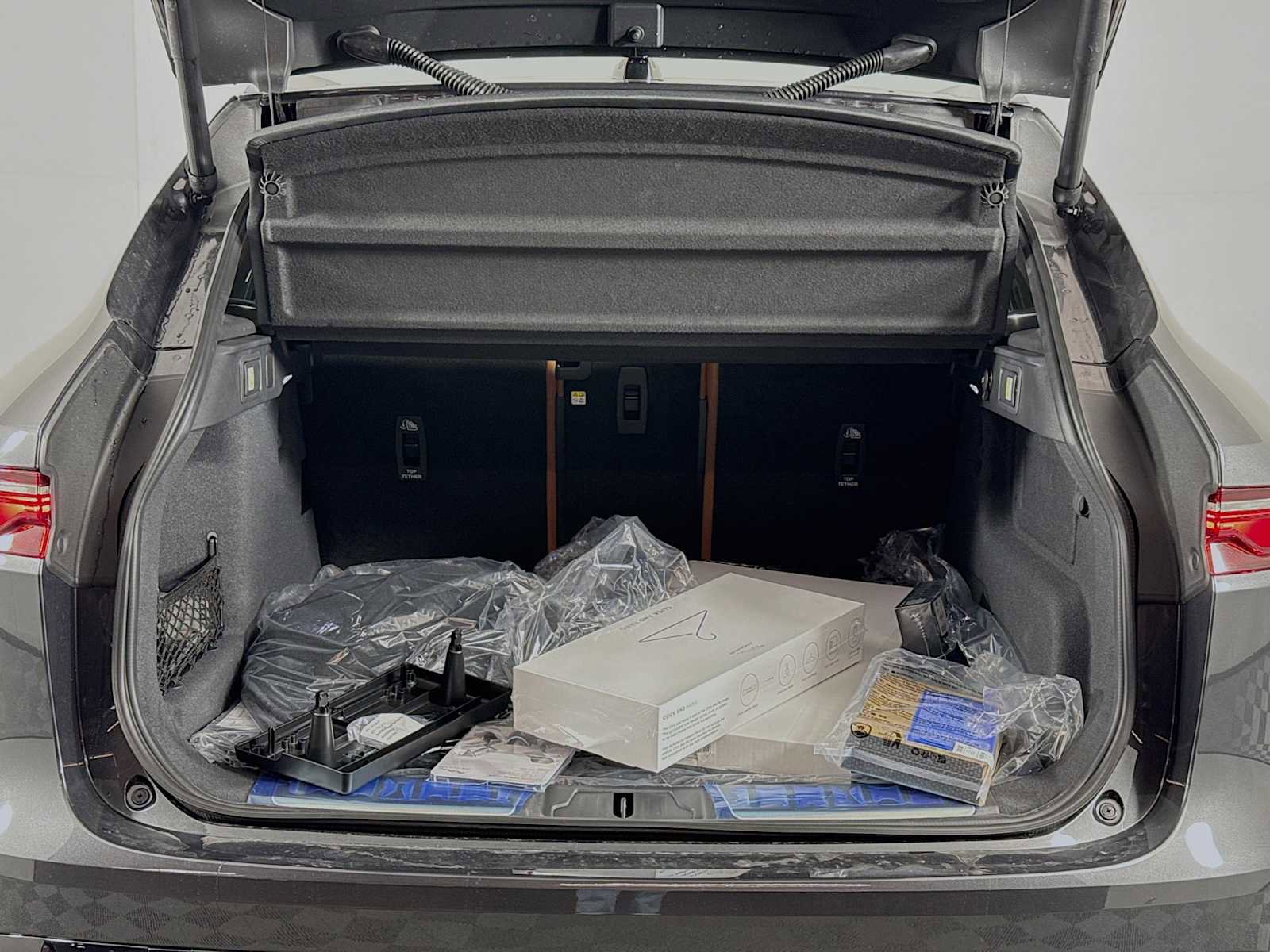 New 2026 Jaguar F-PACE R-Dynamic S image 26