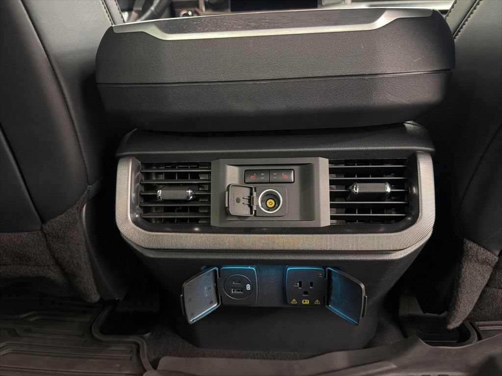 Certified 2023 Ford F150 Platinum w/ FX4 Off-Road Package AWD/4WD image 11