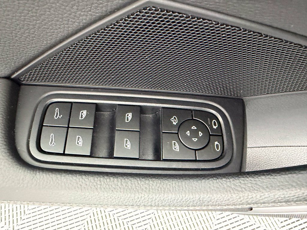 Certified 2023 Porsche Panamera 4 Platinum Edition AWD/4WD image 19