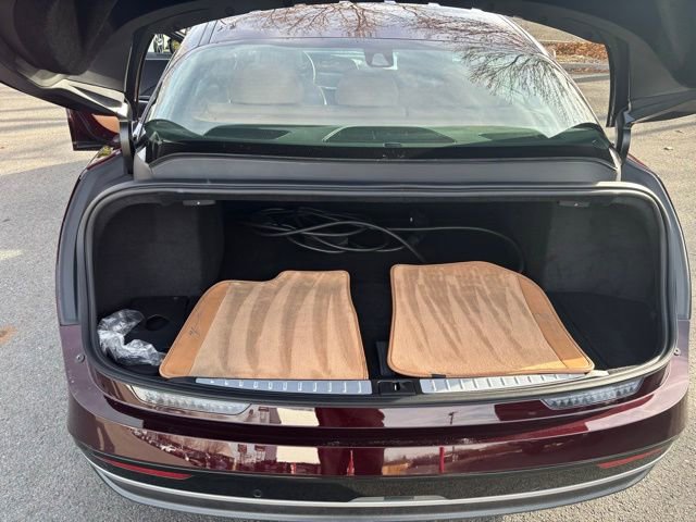 Used 2023 Lucid Air Touring image 29