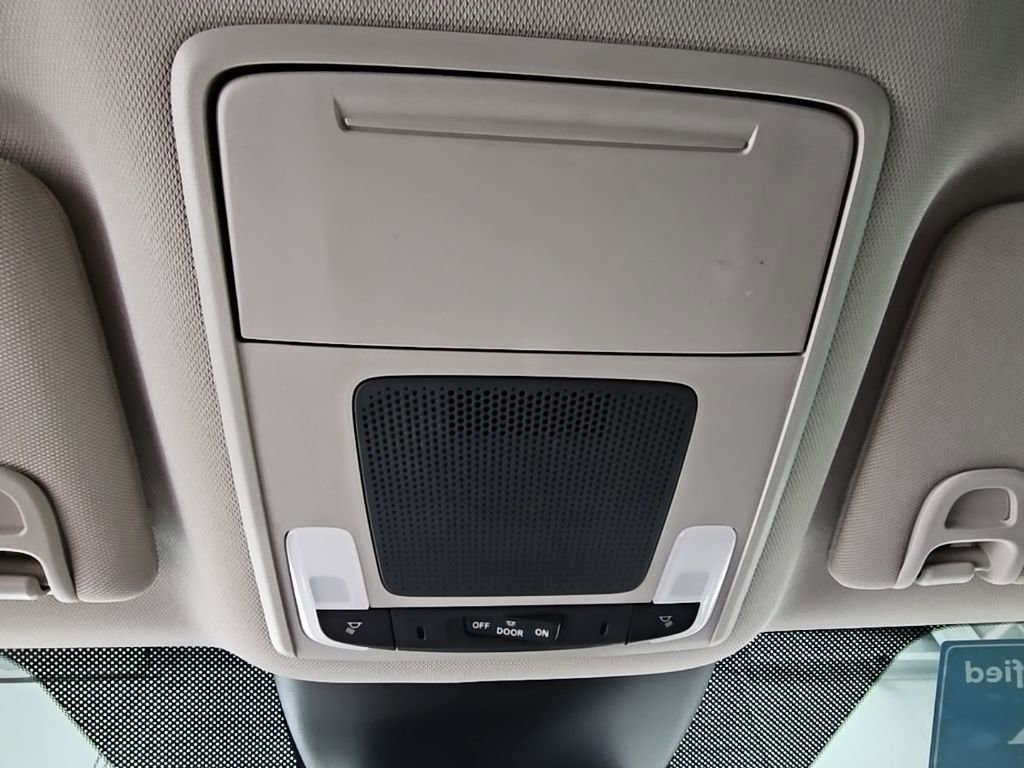 Used 2023 Honda Pilot EX-L image 24