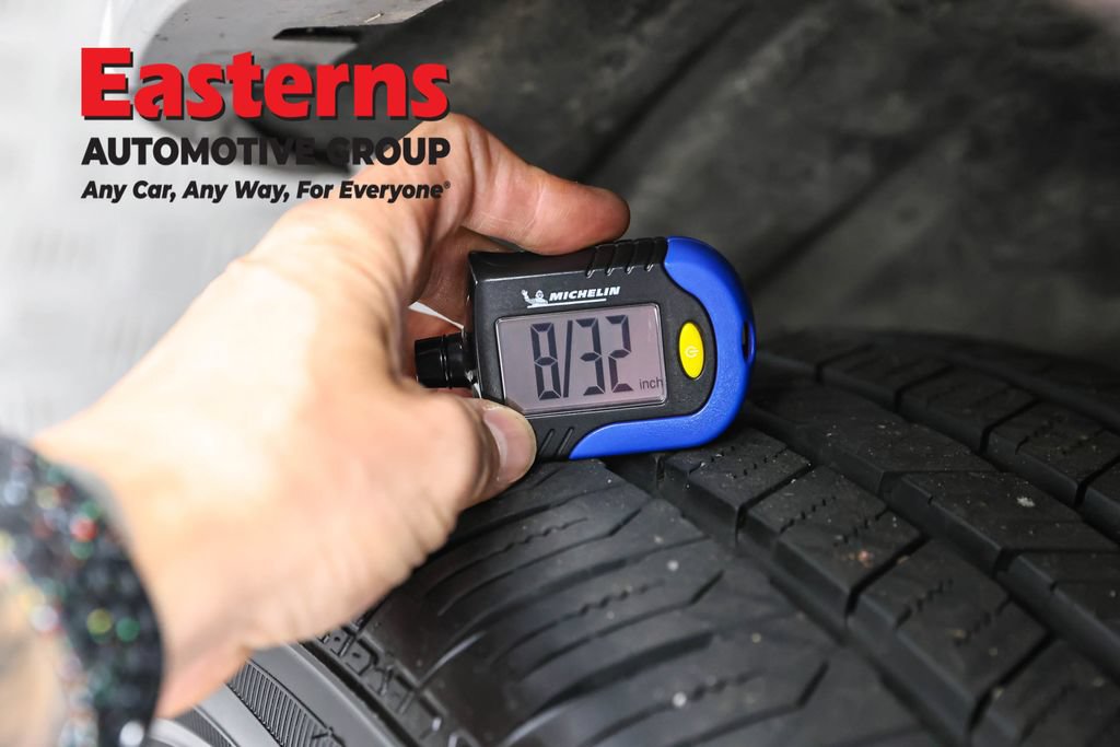 Used 2017 Jeep Grand Cherokee Altitude AWD/4WD image 29