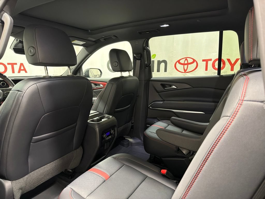 Used 2024 Chevrolet Traverse RS w/ LPO, Floor Liner Package AWD/4WD image 21