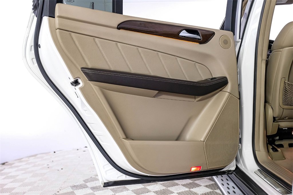 Used 2015 Mercedes-Benz GL 320 BlueTEC 4MATIC image 51