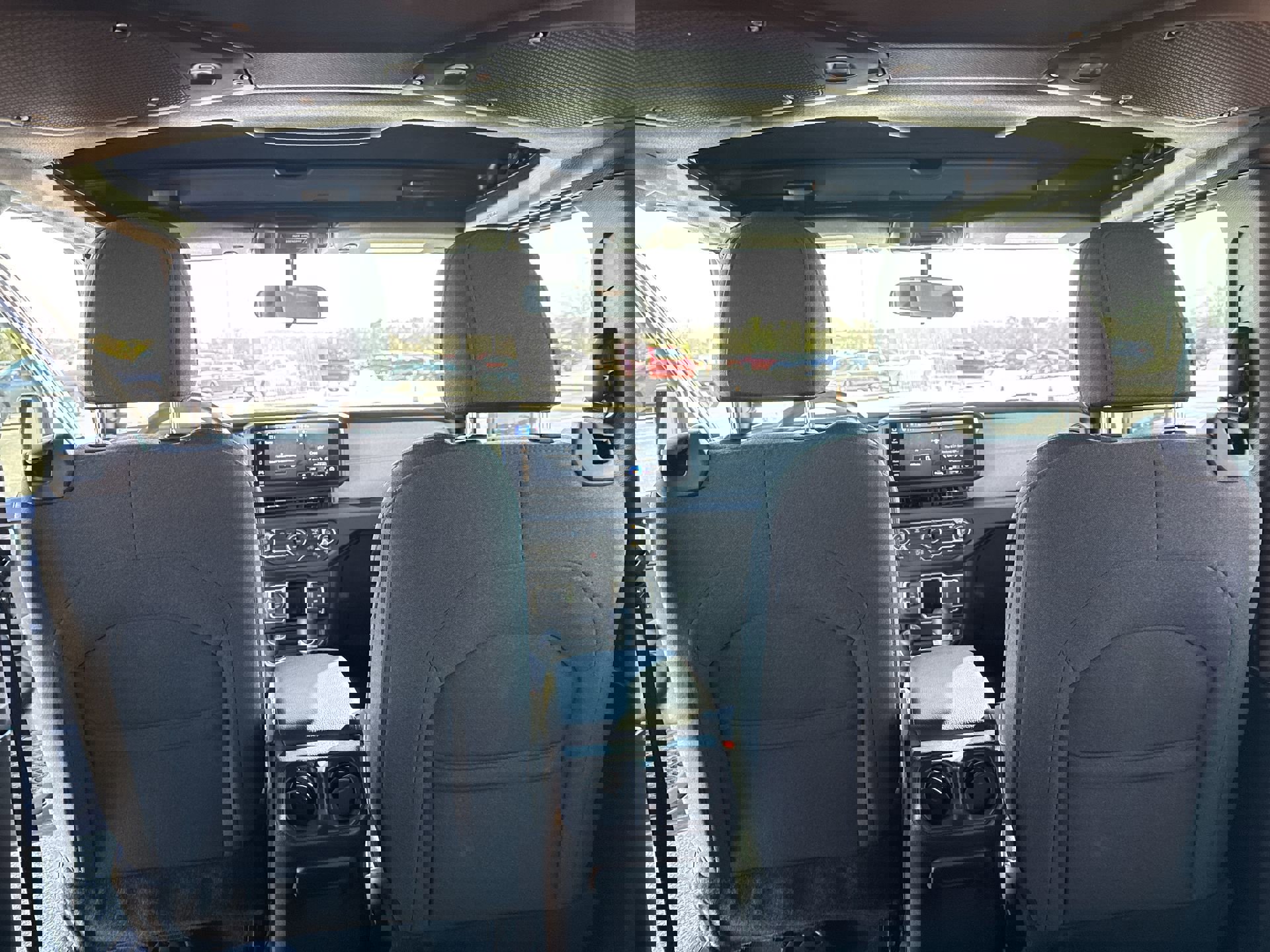 Used 2024 Jeep Wrangler Sport image 21