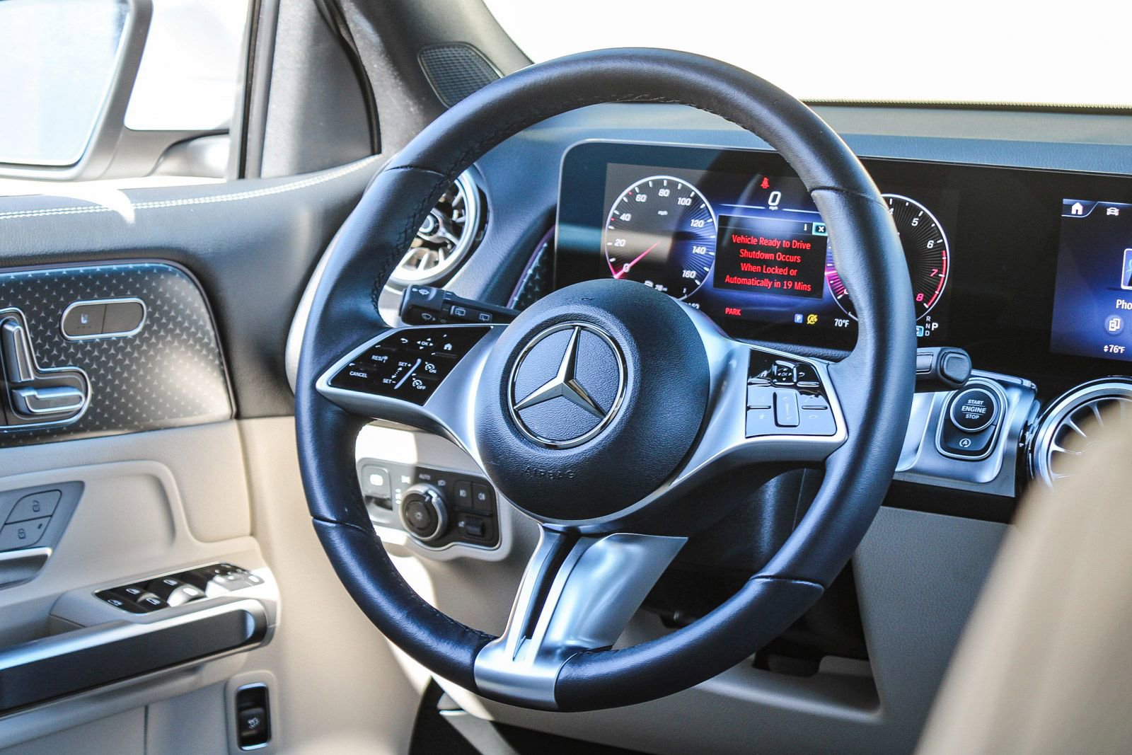 Certified 2025 Mercedes-Benz GLB 250 image 18