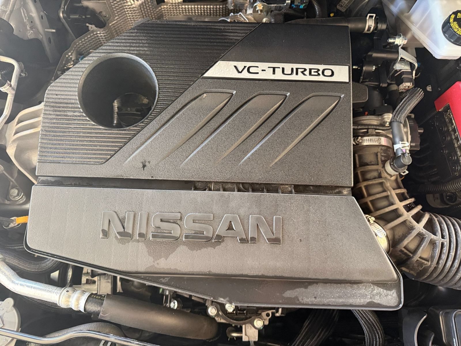 Used 2025 Nissan Rogue SV FWD image 33