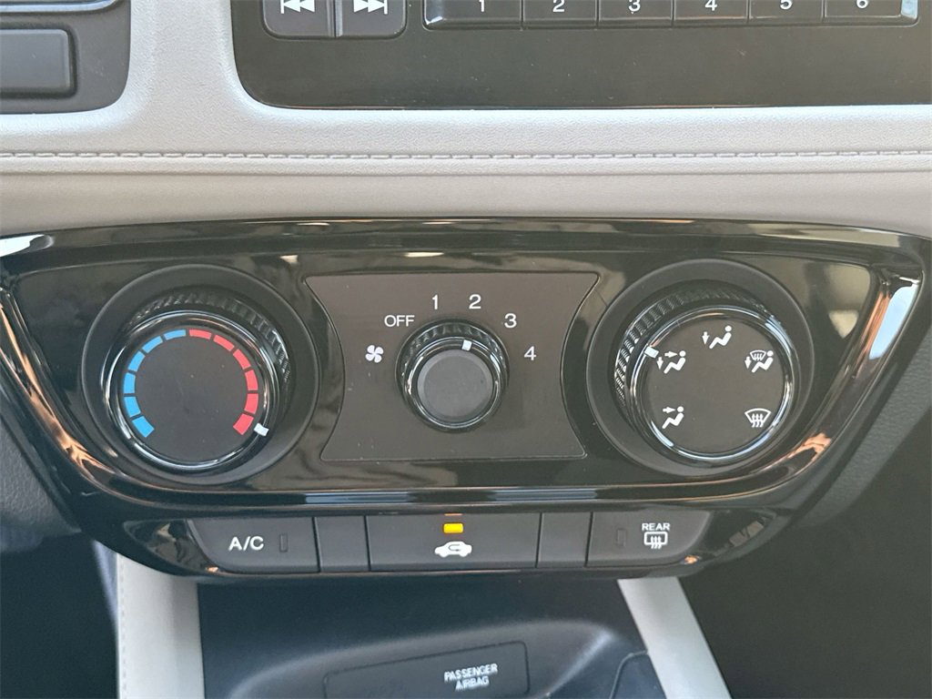 Used 2018 Honda HR-V LX image 16