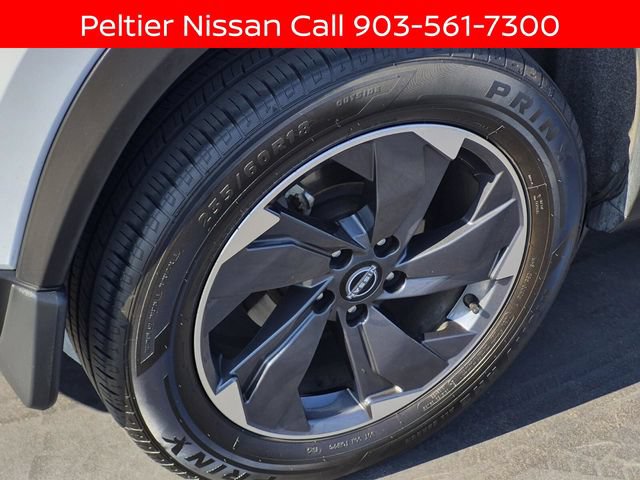 Certified 2024 Nissan Rogue SV w/ SV Premium Package FWD image 7