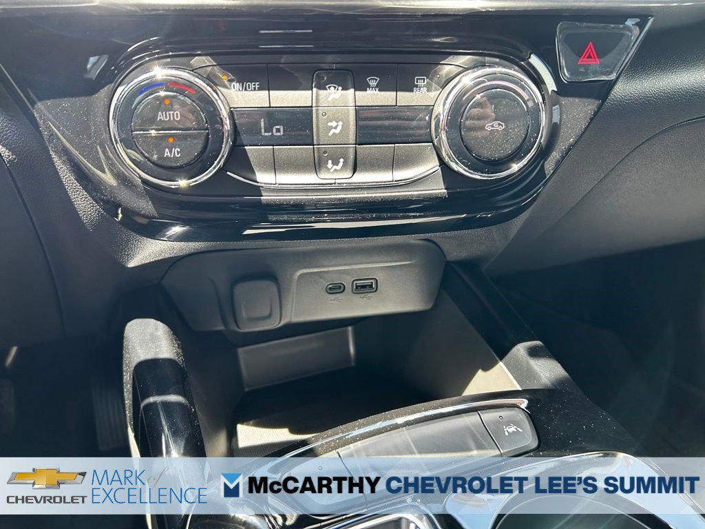 New 2026 Chevrolet Trax LT w/ LPO, Blackout Package FWD image 14