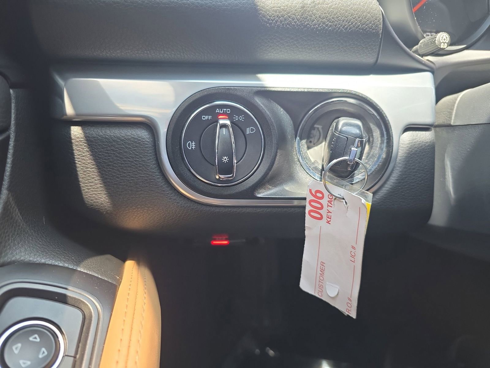 Used 2019 Porsche 718 Boxster RWD image 19