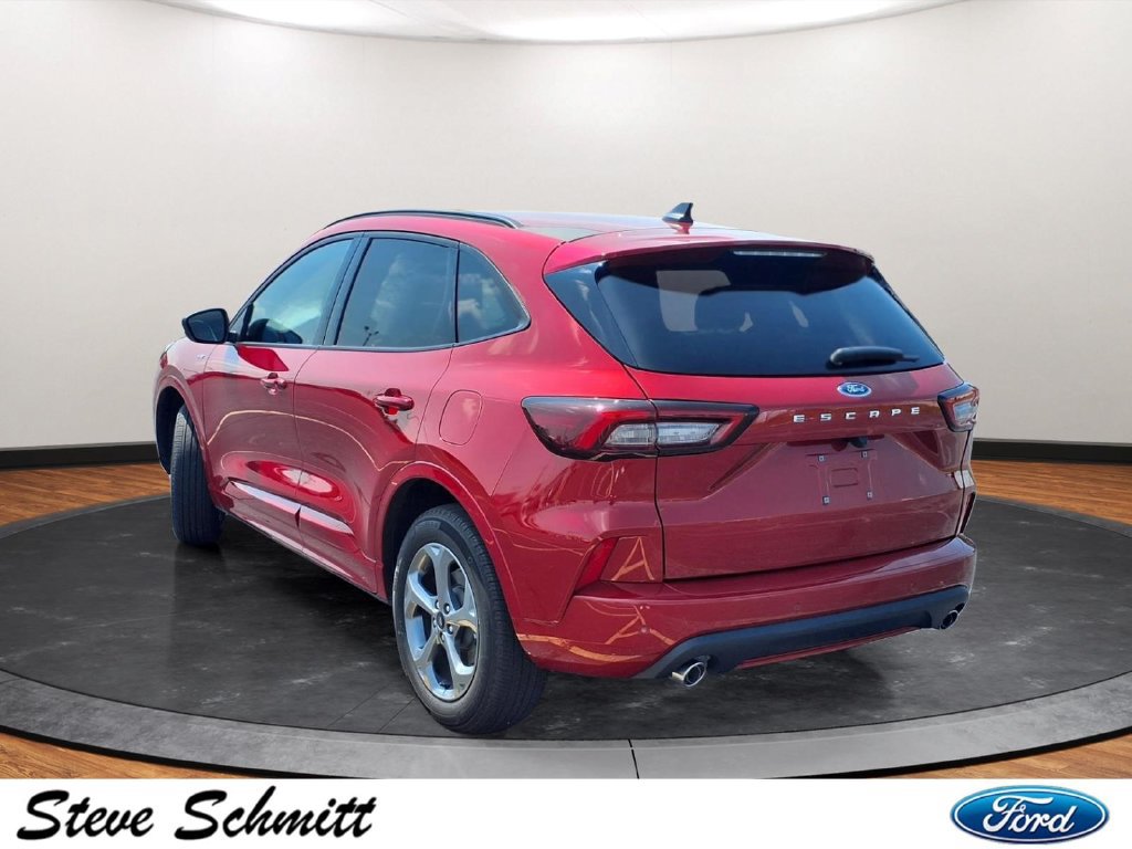 Used 2024 Ford Escape ST-Line w/ Tech Pack #1 AWD/4WD image 3