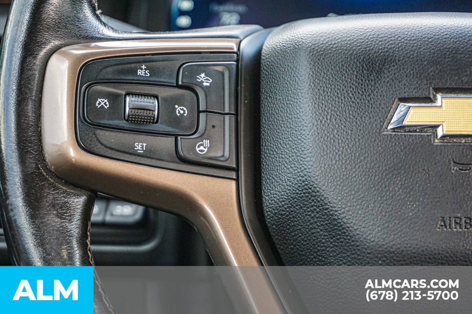 Used 2022 Chevrolet Suburban High Country image 31