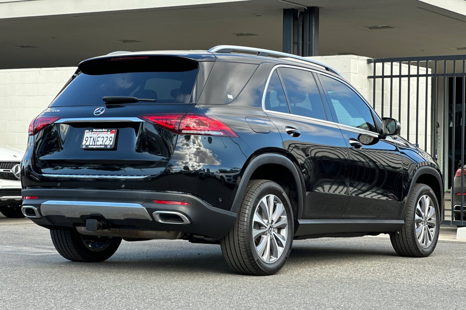 Certified 2022 Mercedes-Benz GLE 350 image 4