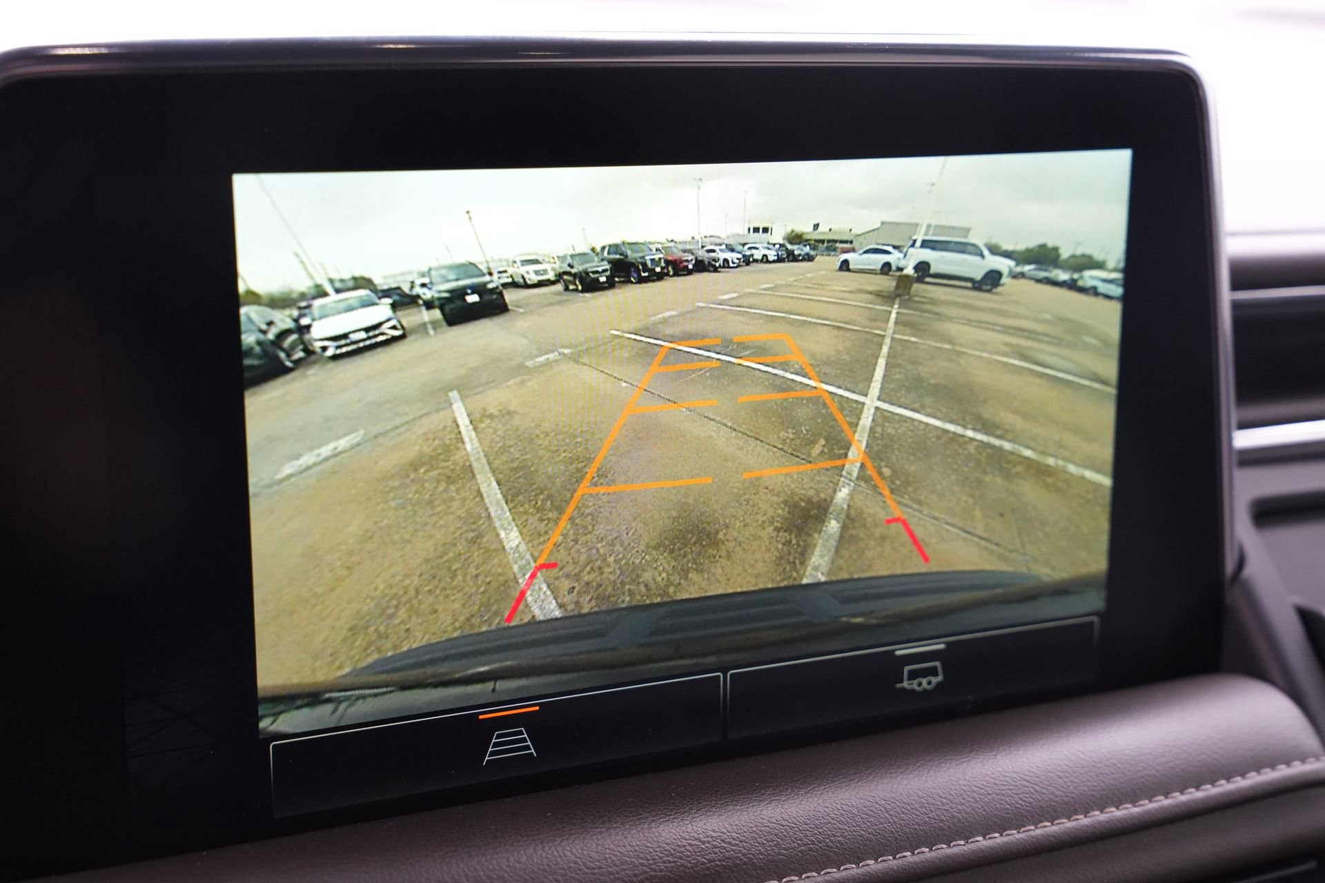 Used 2023 GMC Yukon SLT image 13