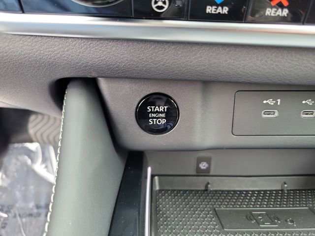 Used 2026 Nissan Rogue Platinum w/ Platinum Premium Package image 20