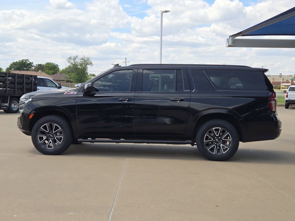 Used 2021 Chevrolet Suburban Z71 w/ Rear Media and Nav Package AWD/4WD image 4