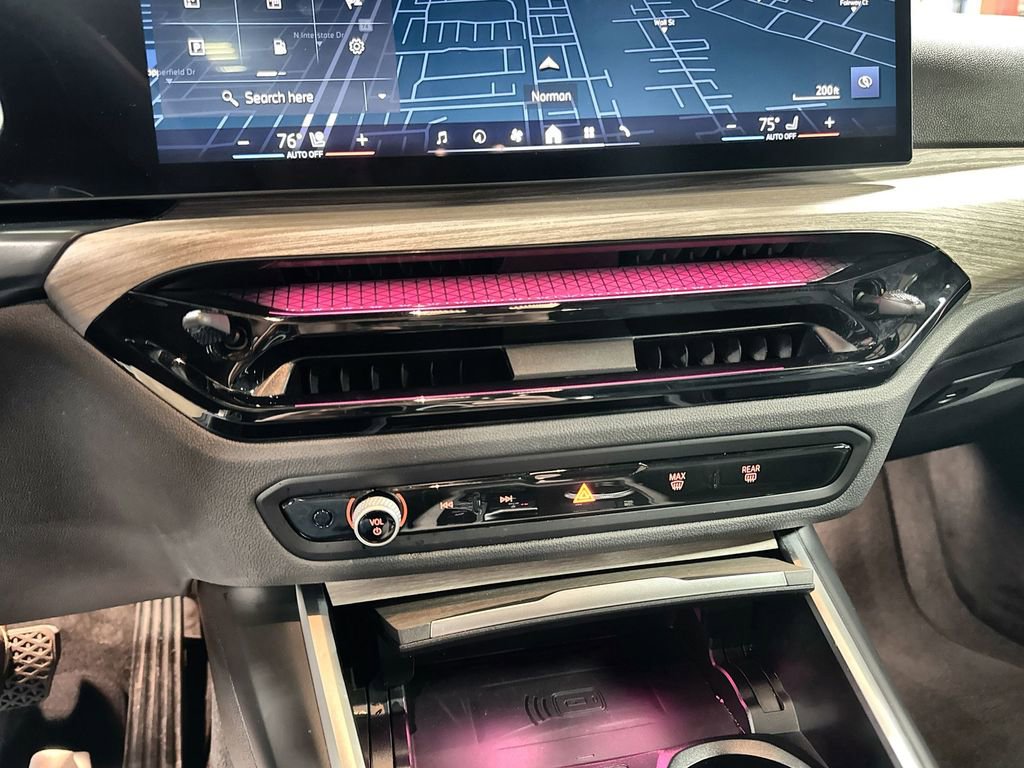 Used 2025 BMW 330i Sedan image 22