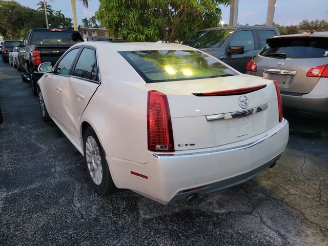 Used 2010 Cadillac CTS Luxury RWD image 4