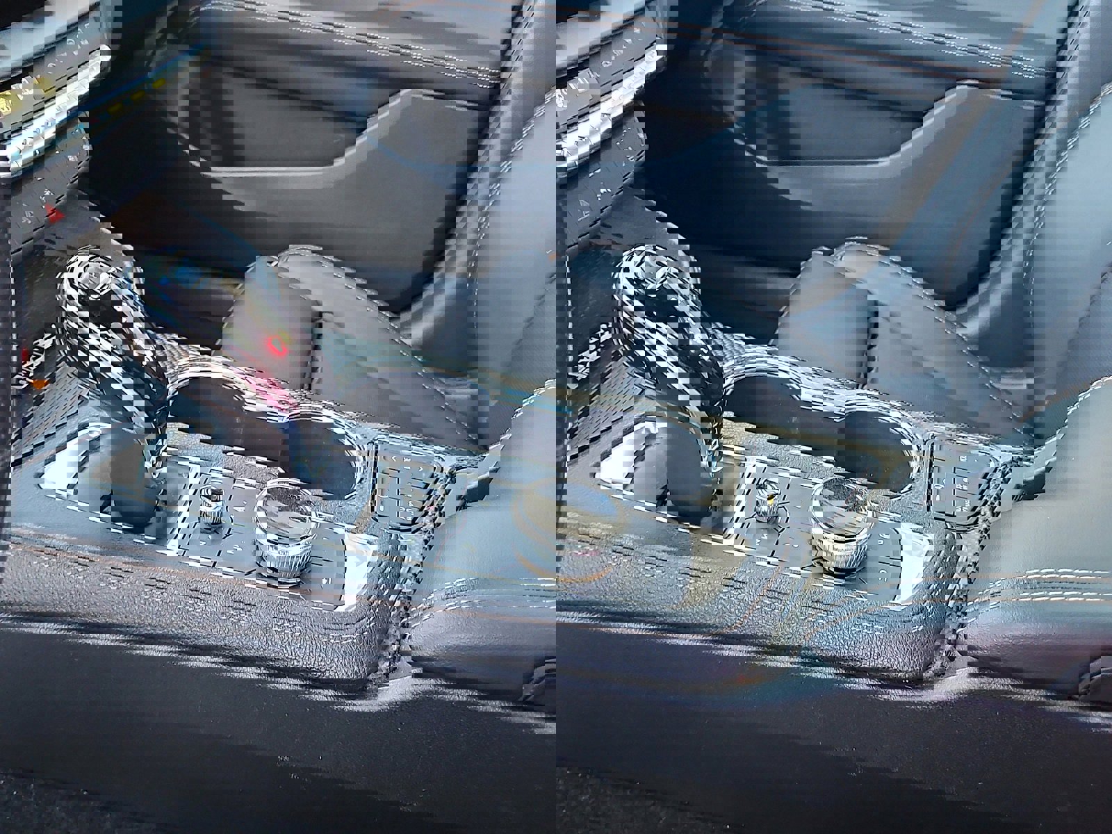 Used 2021 Cadillac CT4 V w/ Technology Package image 20