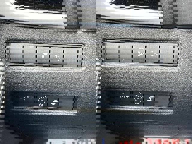 New 2025 Nissan Rogue SL w/ Tech Package image 31