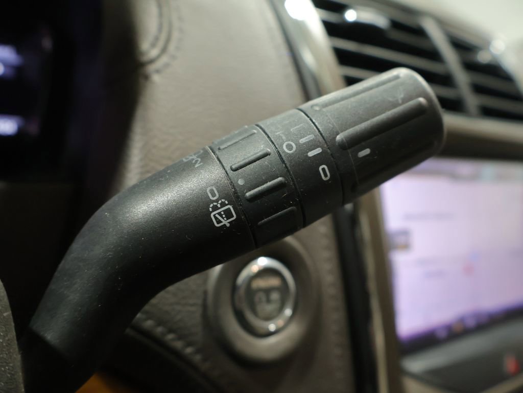 Used 2013 Lincoln MKX FWD image 41