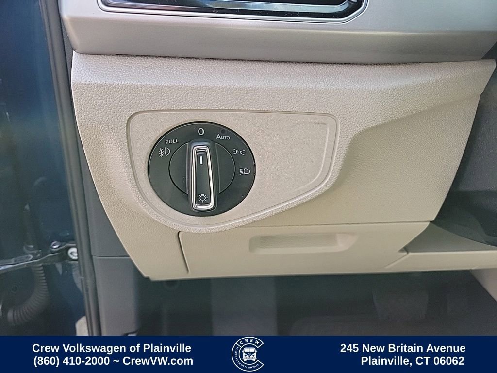 Used 2018 Volkswagen Atlas SEL AWD/4WD image 38