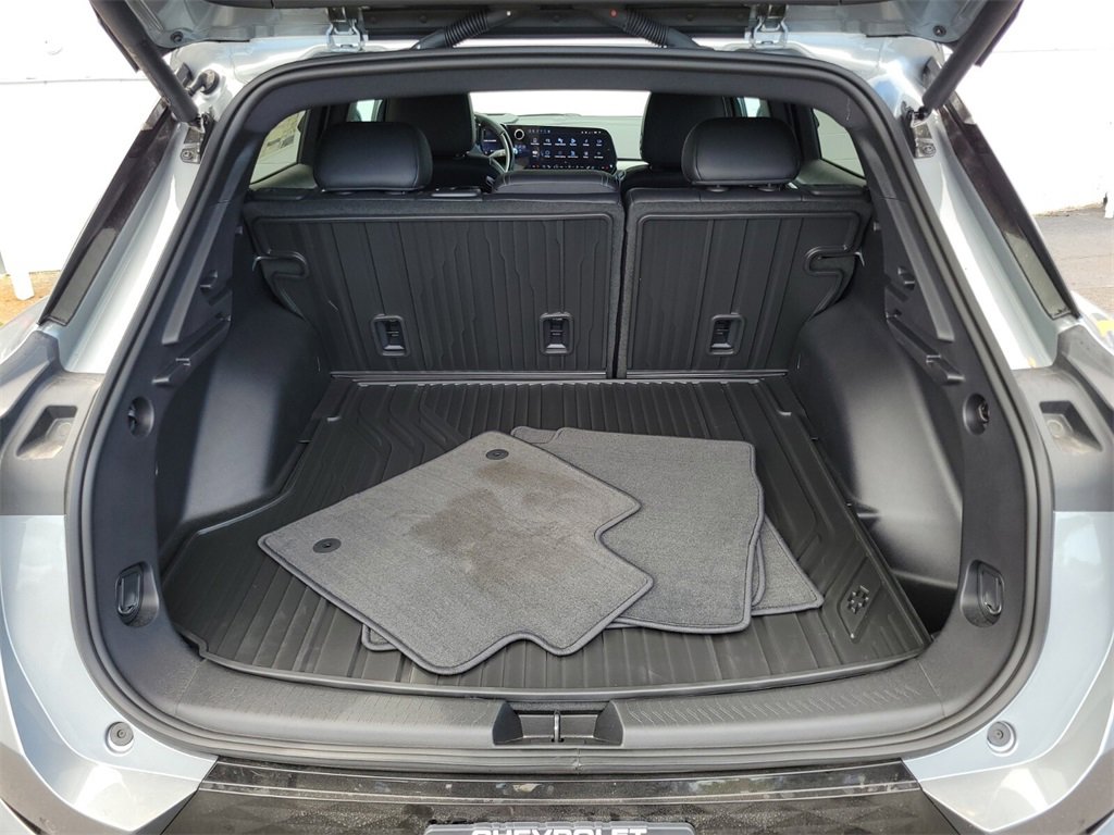 New 2025 Chevrolet Equinox EV RS image 29