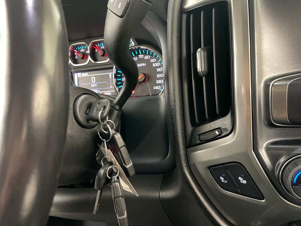Used 2018 Chevrolet Silverado 1500 LT w/ All Star Edition image 30