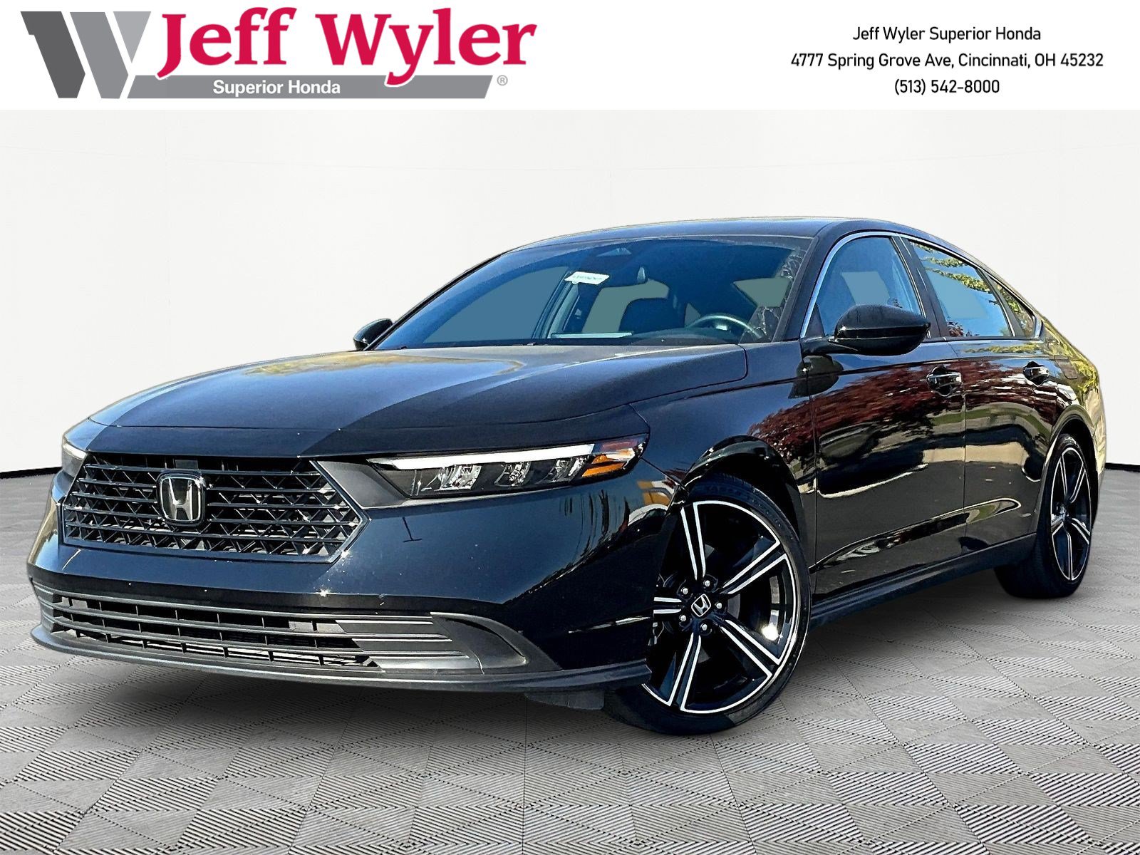 Used 2025 Honda Accord Sport image 1