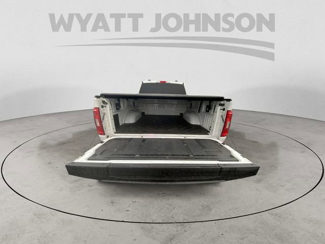 Used 2022 Ford F150 XLT w/ Equipment Group 302A High image 10