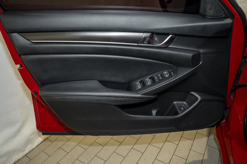 Used 2022 Honda Accord Sport image 10