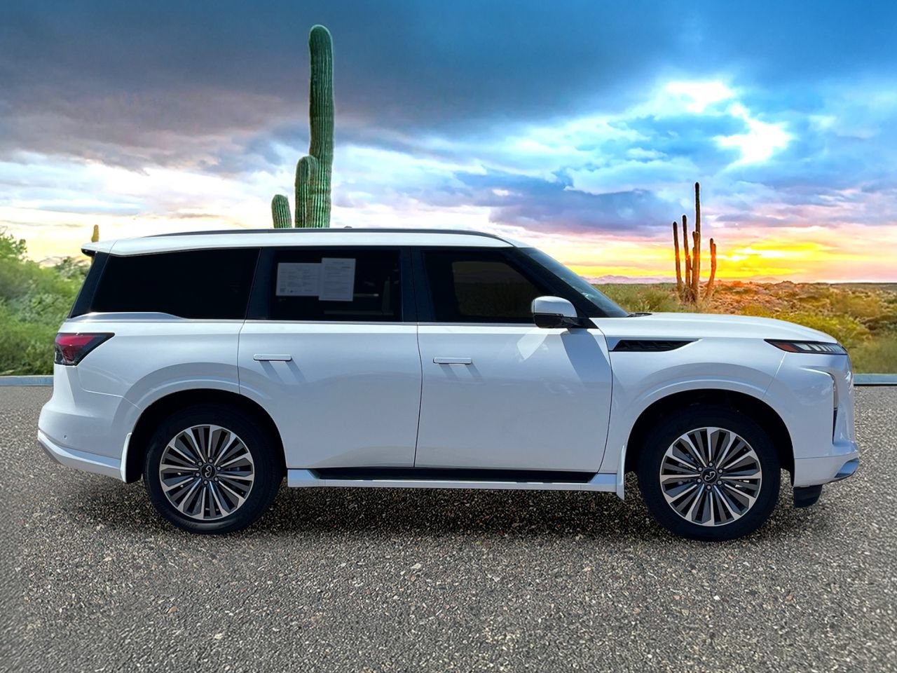 Used 2026 INFINITI QX80 Luxe w/ Cargo Package RWD image 6