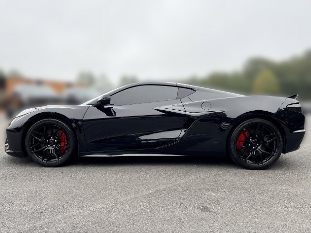 Used 2024 Chevrolet Corvette Z06 RWD image 5