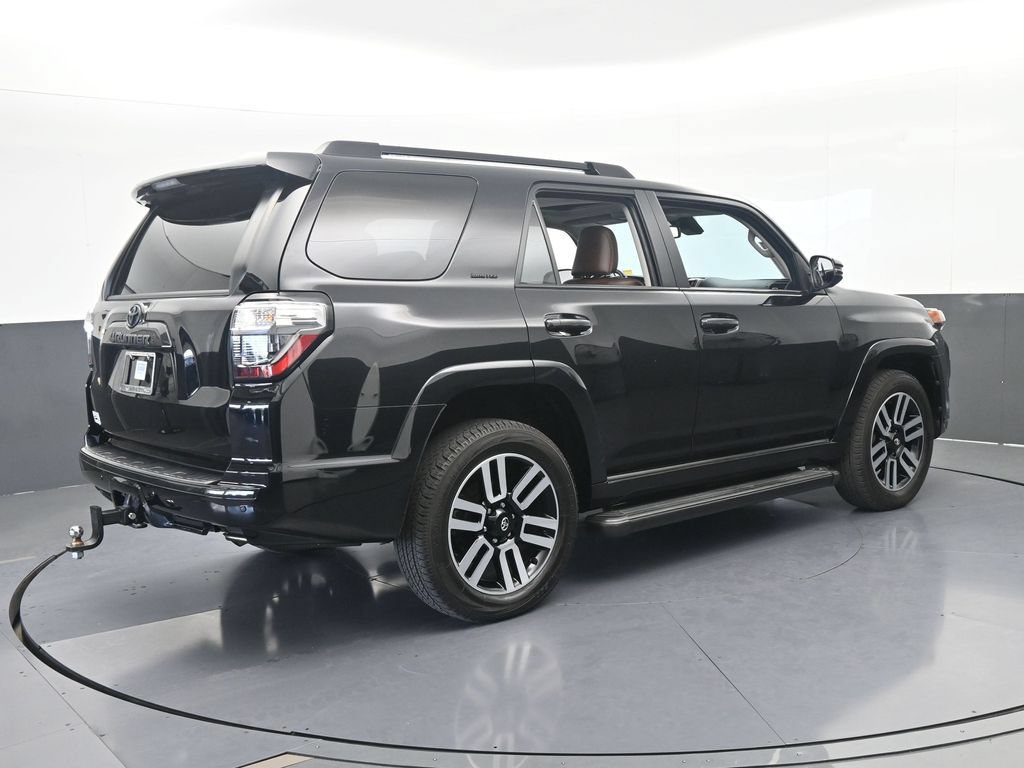 Used 2024 Toyota 4Runner Limited AWD/4WD image 6