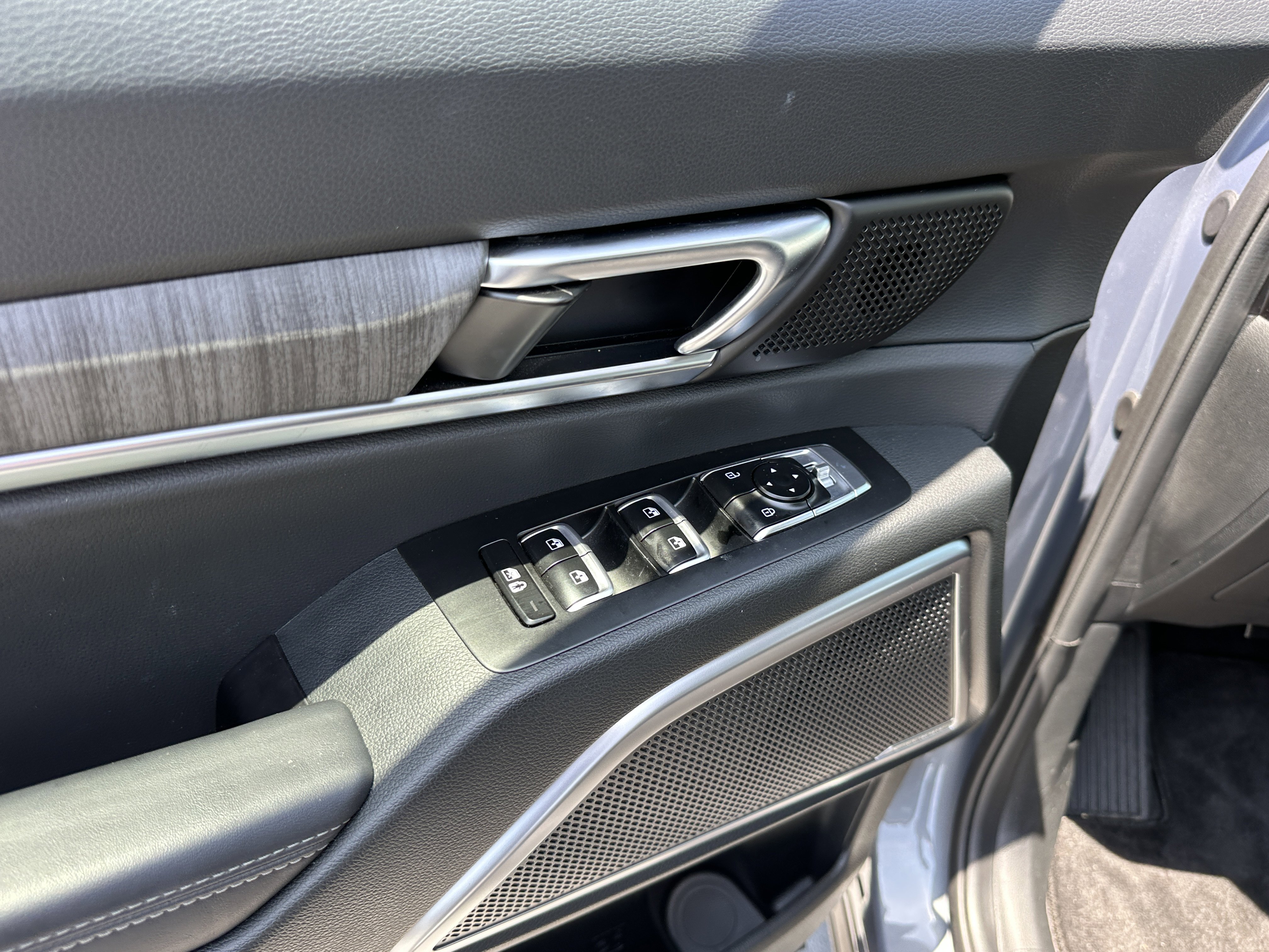 Certified 2025 Kia Telluride EX FWD image 26