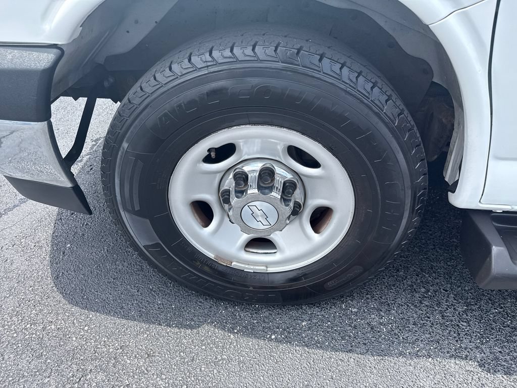 Used 2019 Chevrolet Express 3500 LT w/ LT Preferred Equipment Group RWD image 39