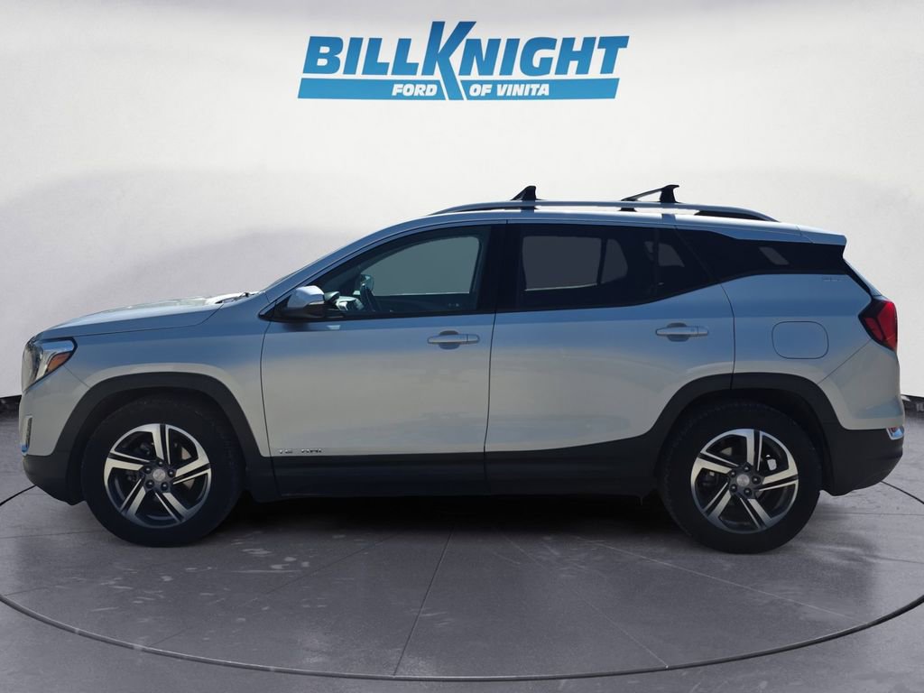 Used 2019 GMC Terrain SLT w/ Infotainment Package II FWD image 2