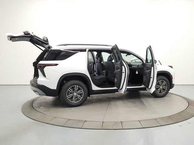 New 2026 Chevrolet Traverse LT w/ Driver Confidence Package FWD image 15