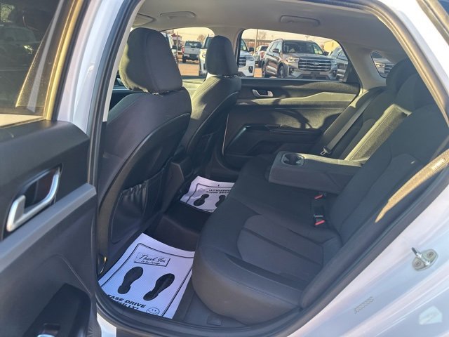 Used 2023 Kia K5 LXS image 21