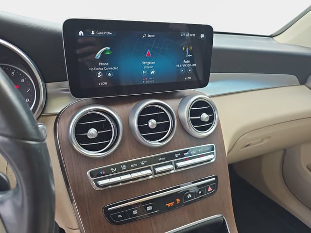 Used 2022 Mercedes-Benz GLC 300 4MATIC image 24