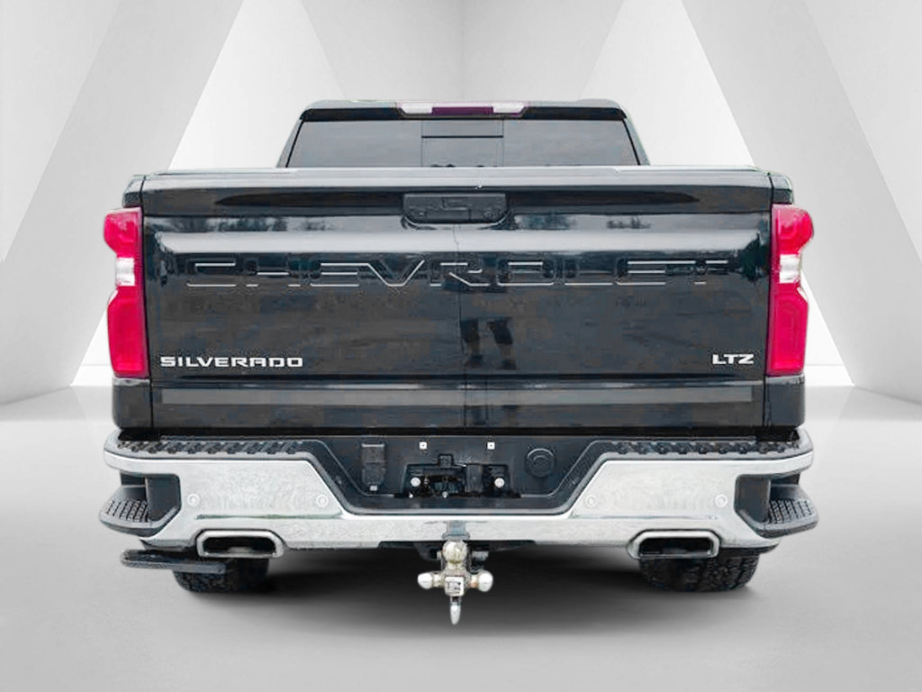 Used 2024 Chevrolet Silverado 1500 LTZ AWD/4WD image 7